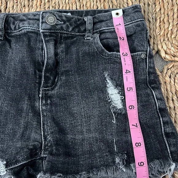 RSQ Girls Vintage High Rise Distressed Shorts- Black- Size 10 - Picture 10 of 11